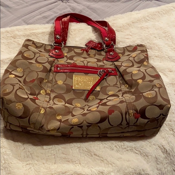 Coach Handbags - Coach Poppy Purse
